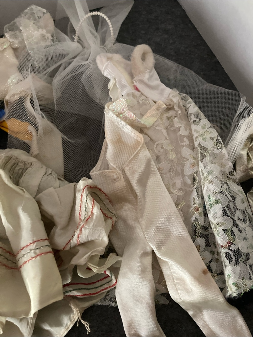 Barbie & doll clothes and two penny brite dresses - Picture 6 of 12